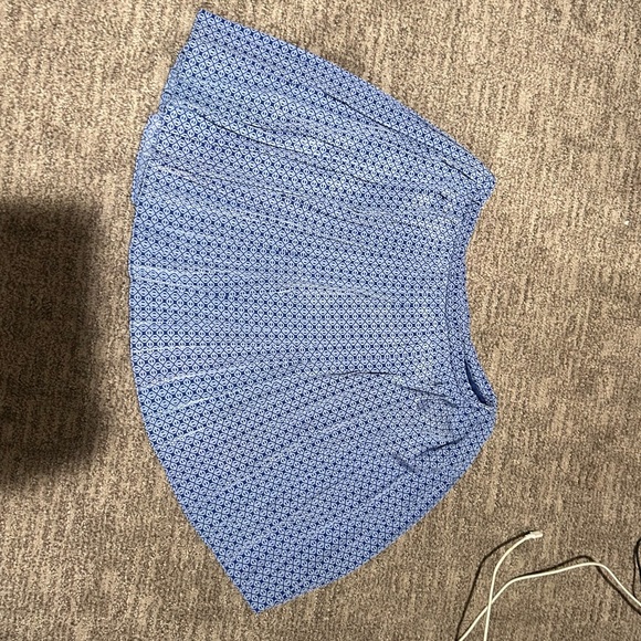 Banana republic pleated blue patterned skirt - Picture 1 of 5
